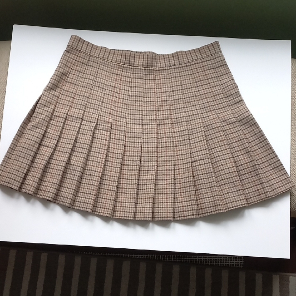 Daniel Hechter Tan Skater Mini Skirt Pleated